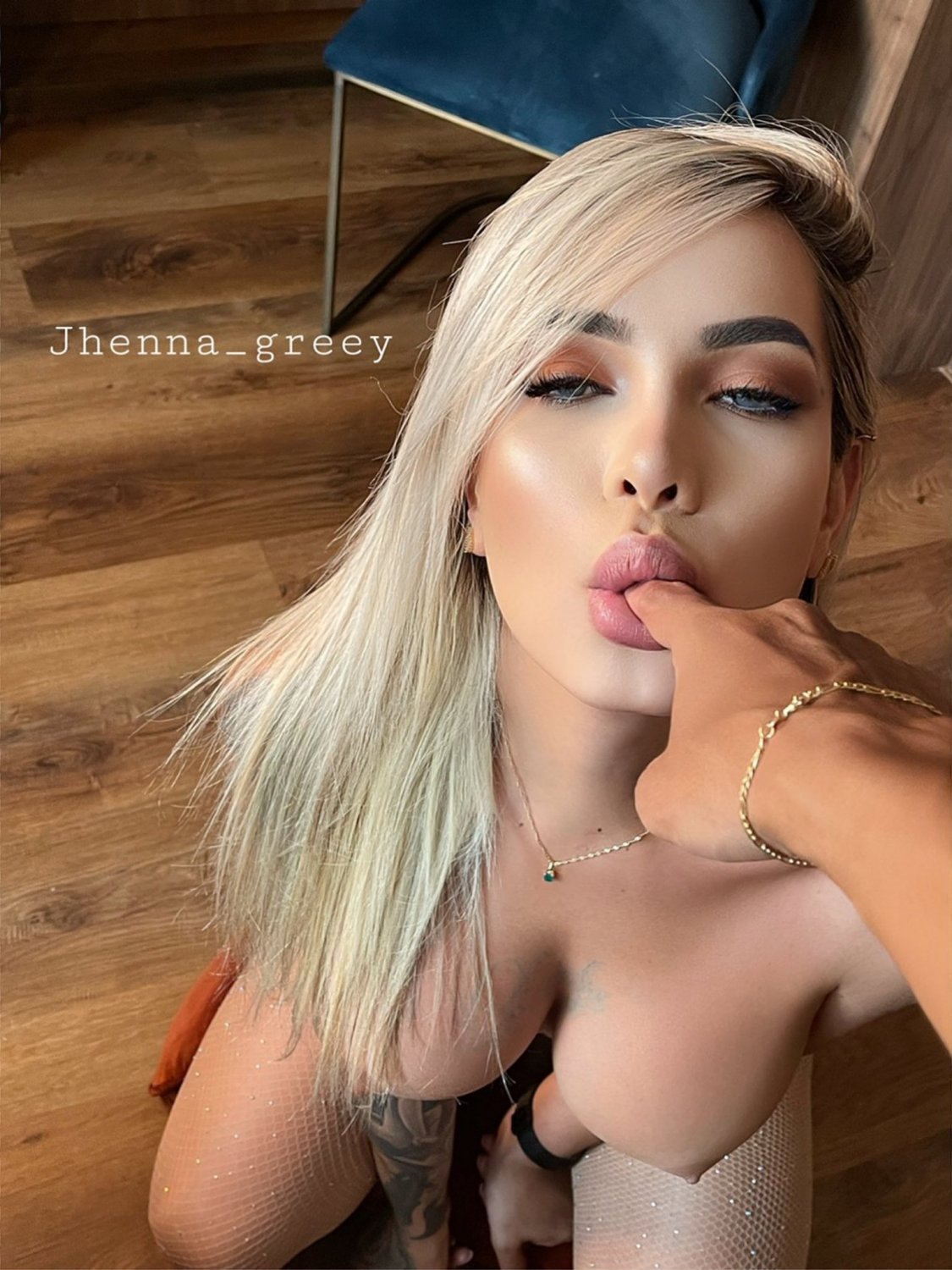 Jhenna Greey free shemale gallery